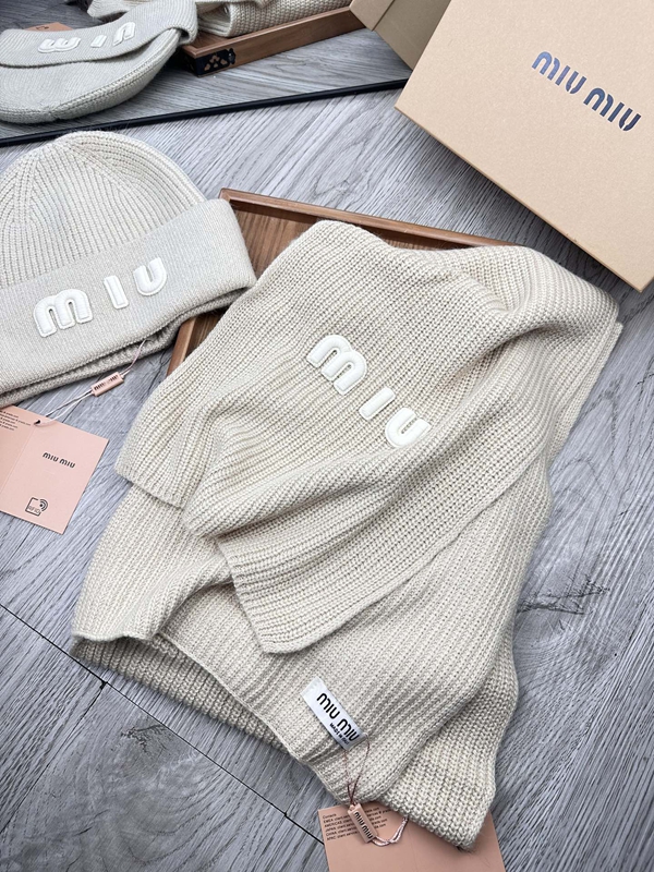 ブランドマフラー着用イメージ